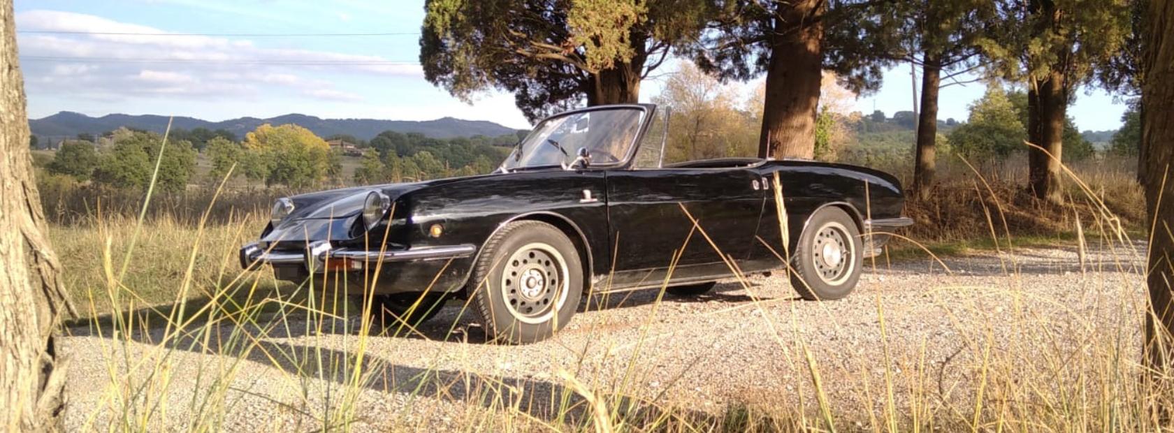 Fiat 850 spider sport - Our vintage cars for rent in central Italy