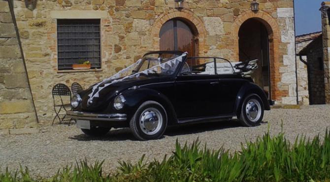 Beetle cabriolet rental for weddings and tours in Tuscany and Umbria
